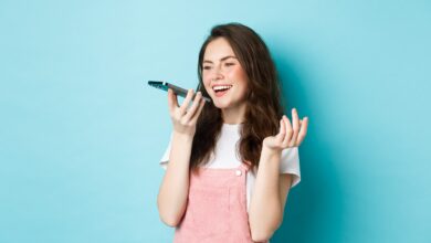 women- using speak recognisation